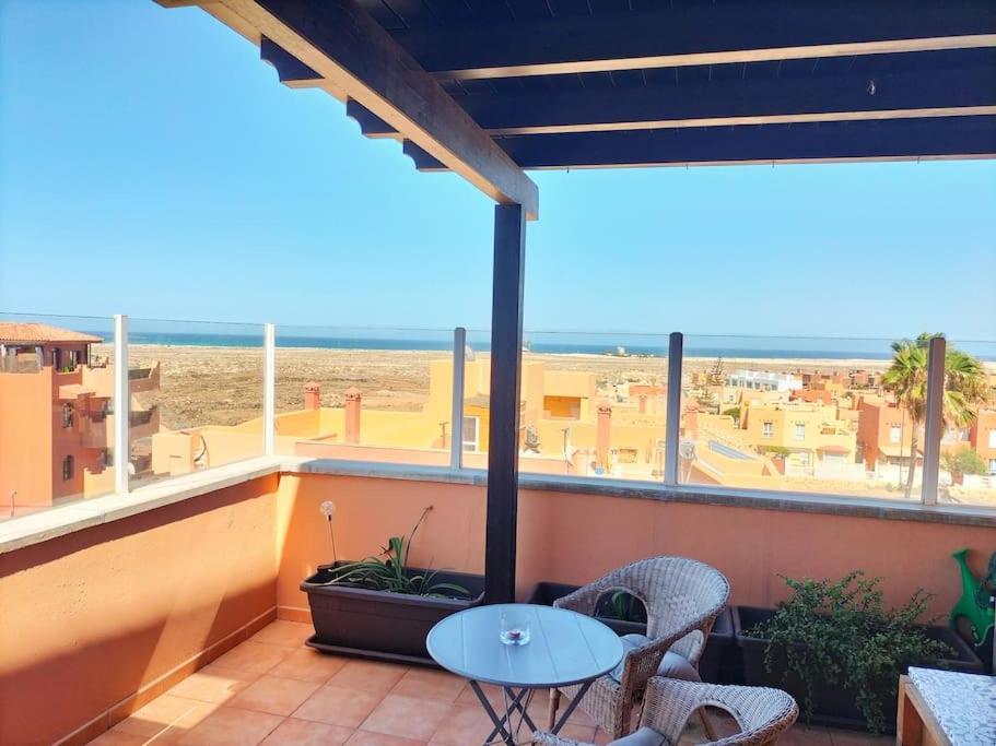Appartamento Oceanview Retreat Corralejo Esterno foto